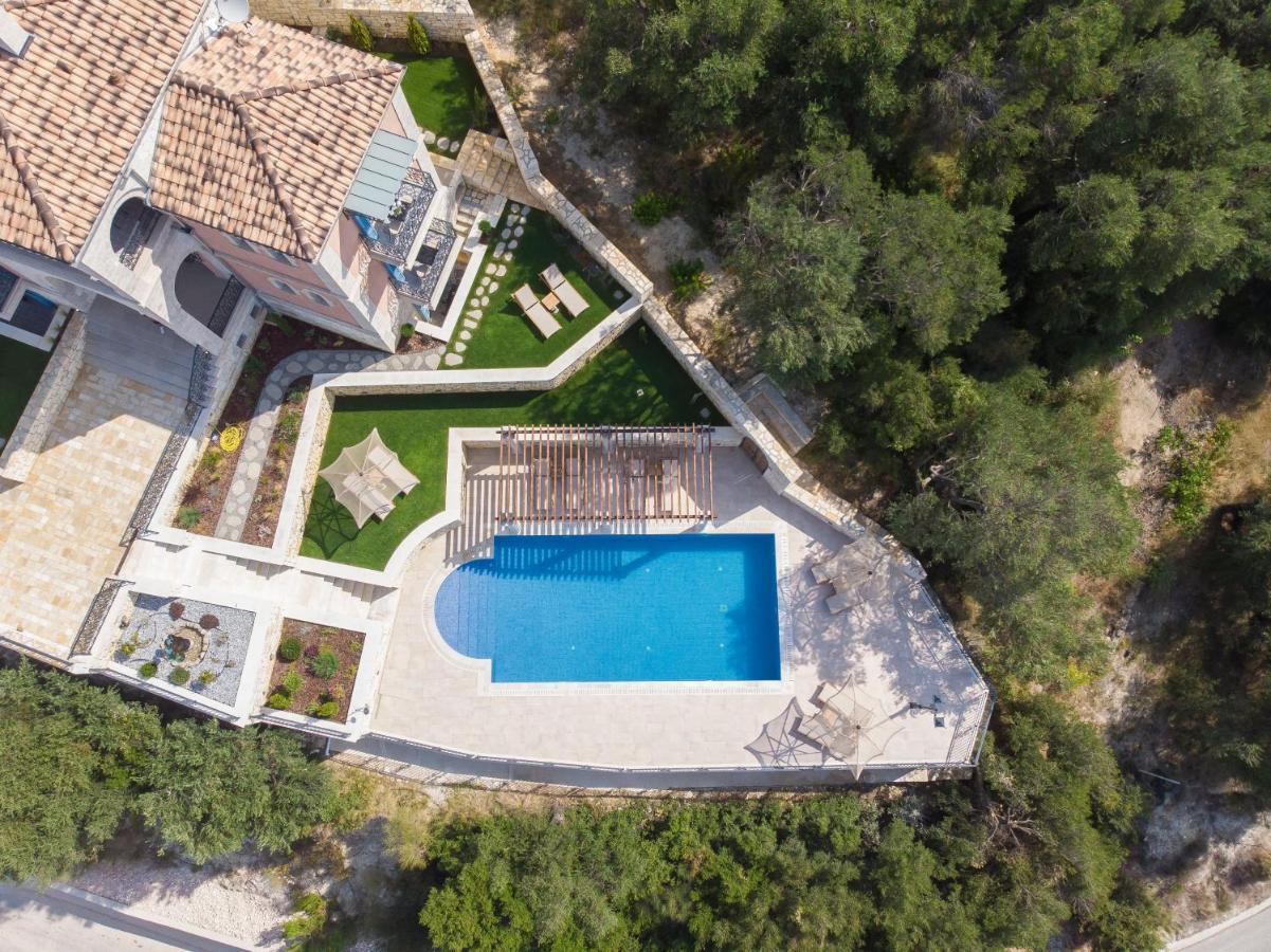 Aparthotel Elysium Living Parga Esterno foto
