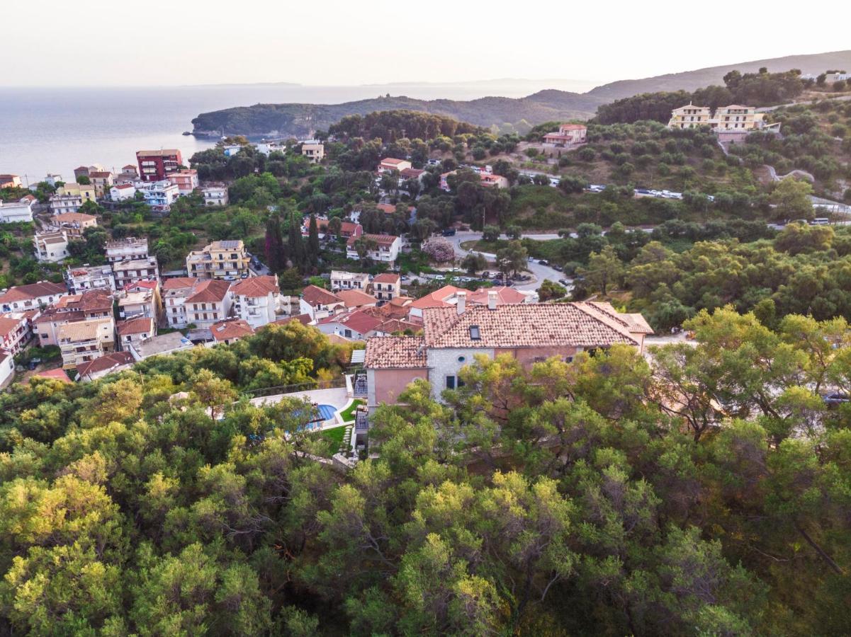 Aparthotel Elysium Living Parga Esterno foto